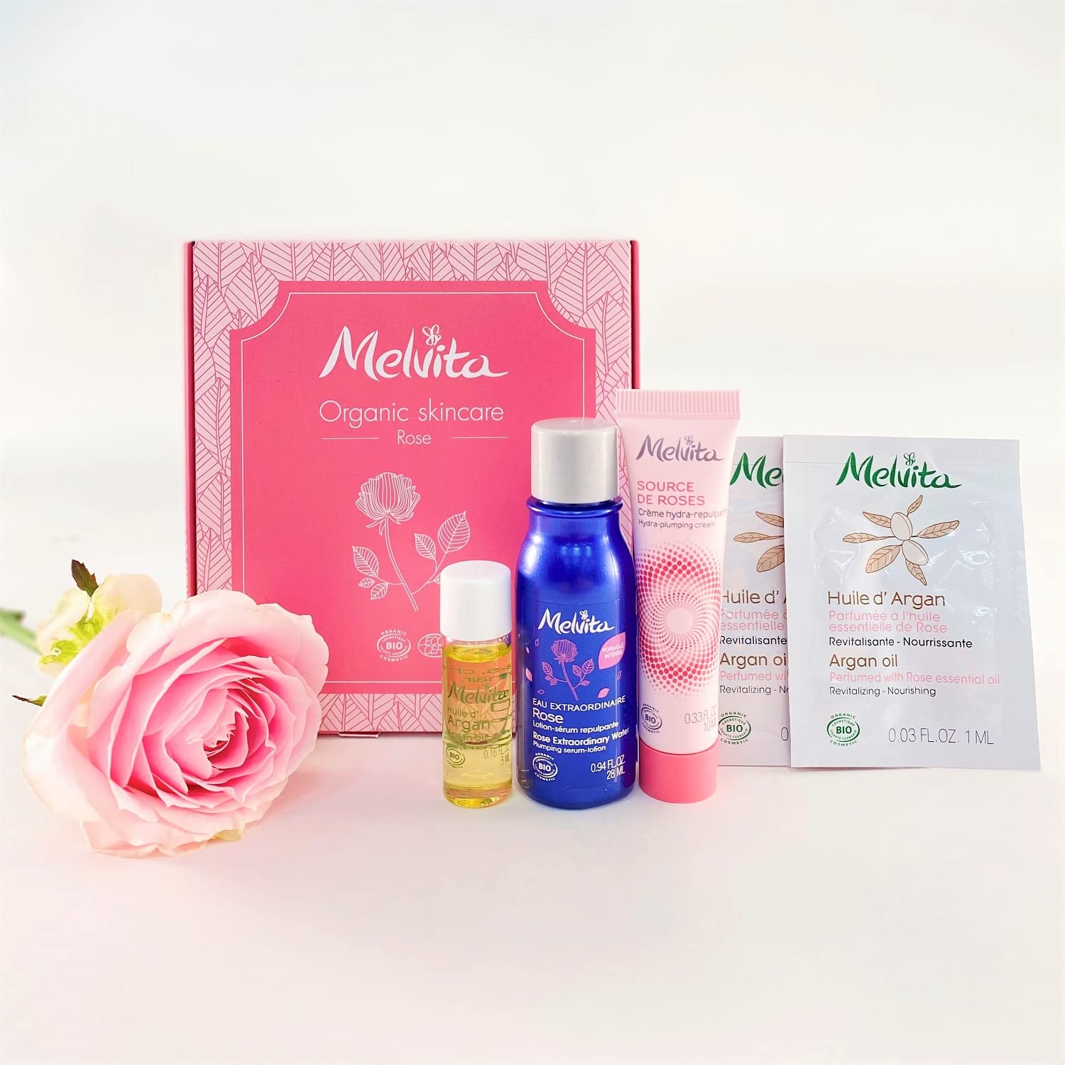 Melvita スキンケアトライアルセット　ポーチ付き Amazon.co.jp: Melvita(メルヴィータ)ローズ スキンケア トライアル